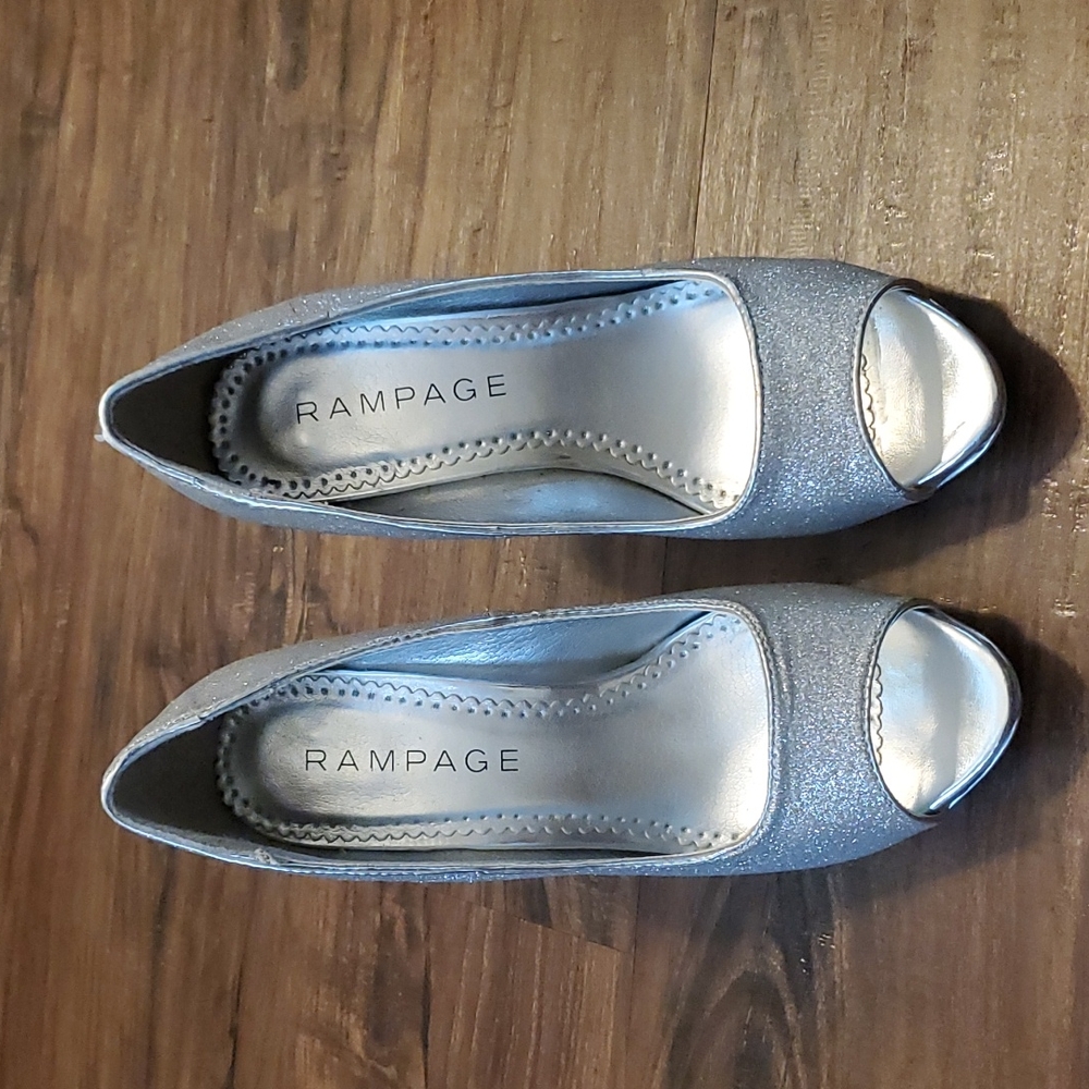 RAMPAGE Silver Shimmery Heels